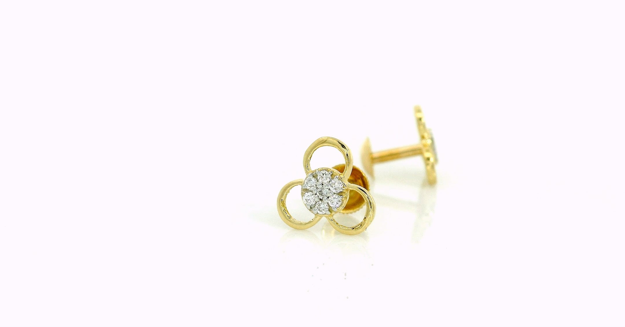 Petaline Grace Stud   -STDD829