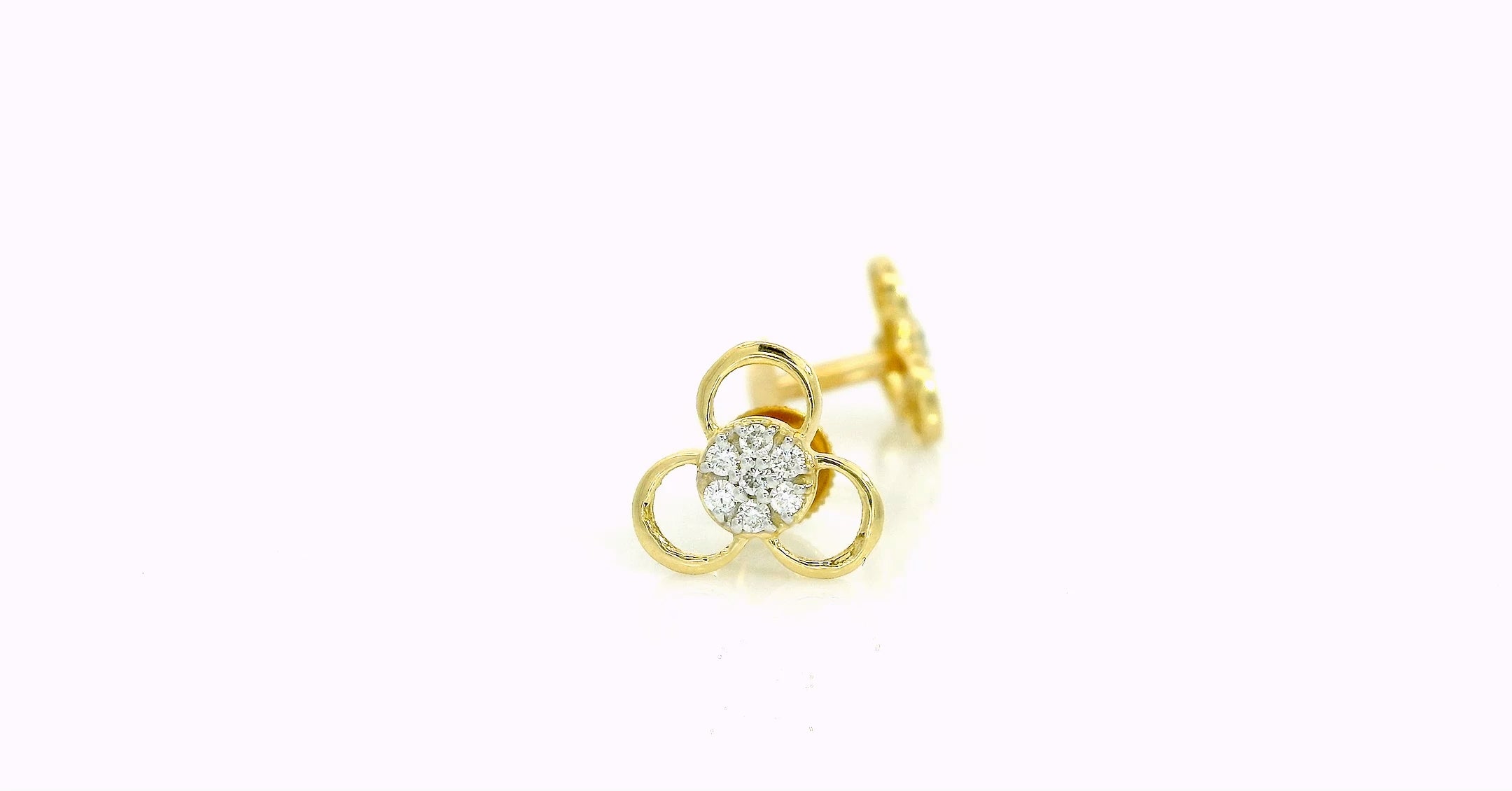 Petaline Grace Stud   -STDD829
