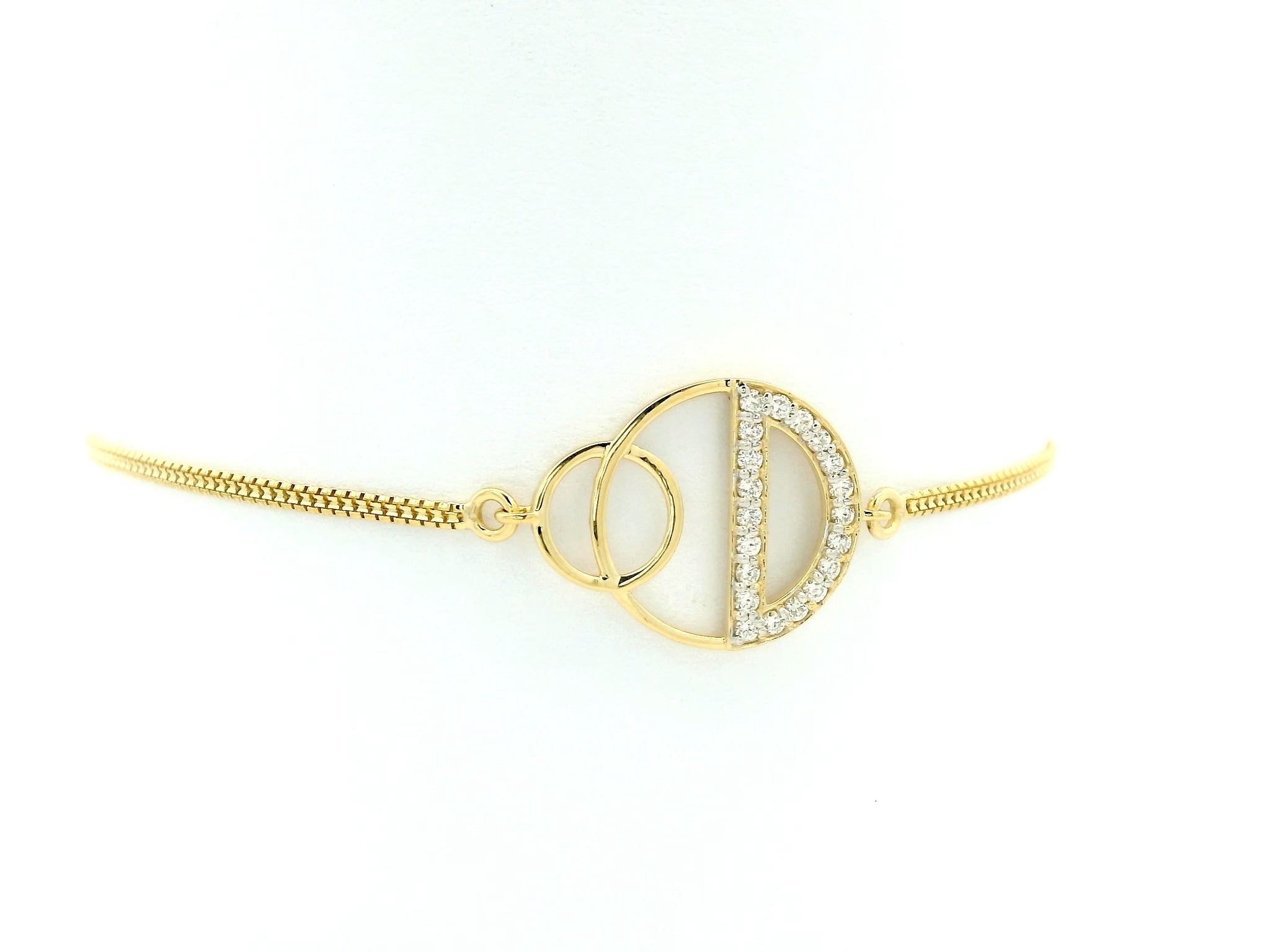 Diora Halo Bracelet   -  TBC122