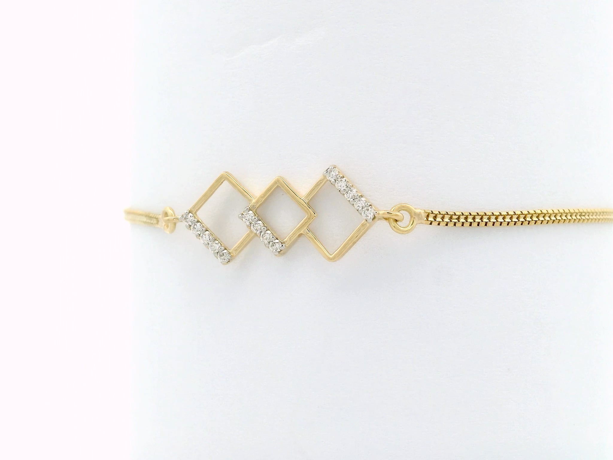 Geometric Flow Diamond String   -TBC161