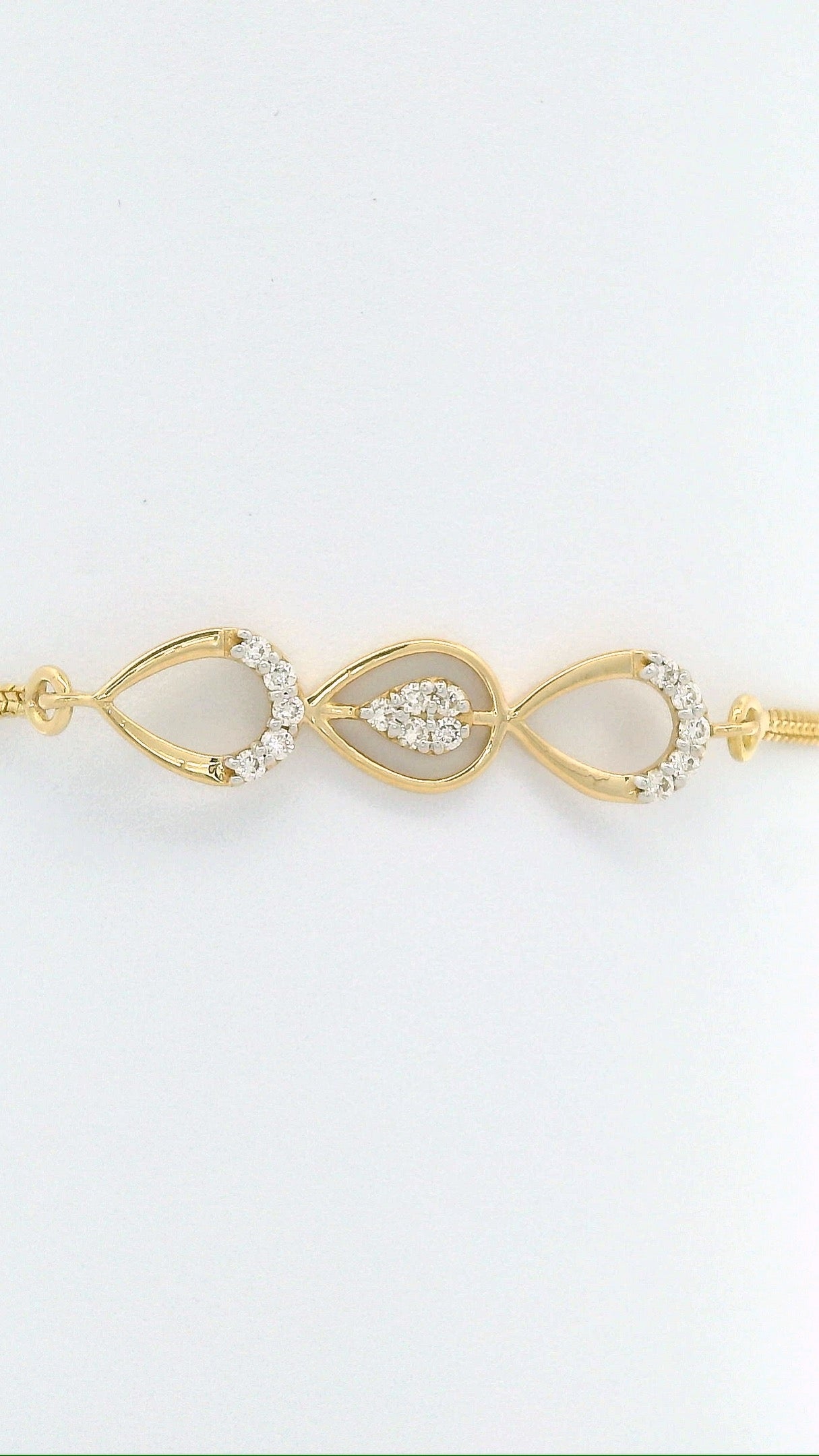 Celeste Loop Diamond Bracelet   -TBC197