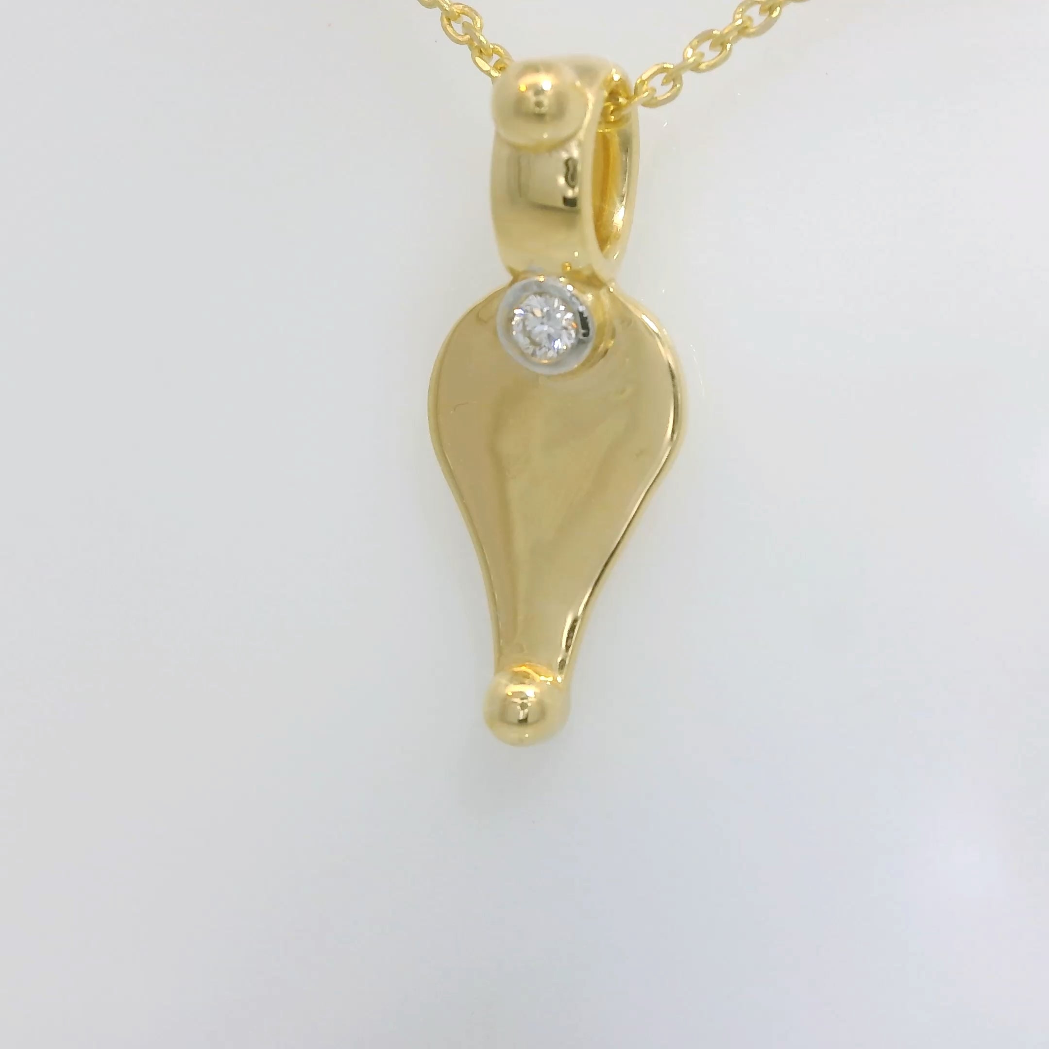 Lumina Botanical Pendant   -TLD9