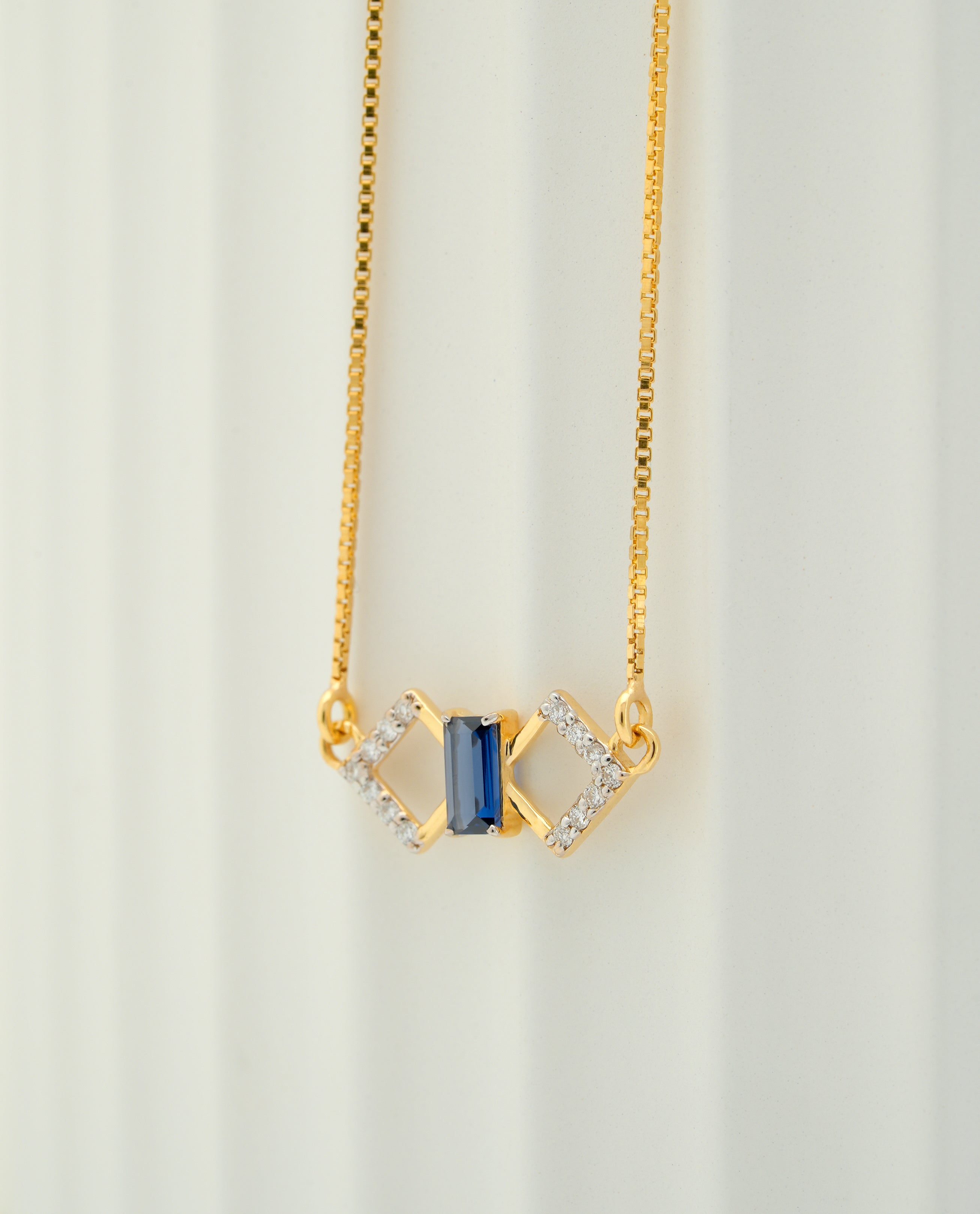 BLUE  MAJESTY PENDANT -CPDH12