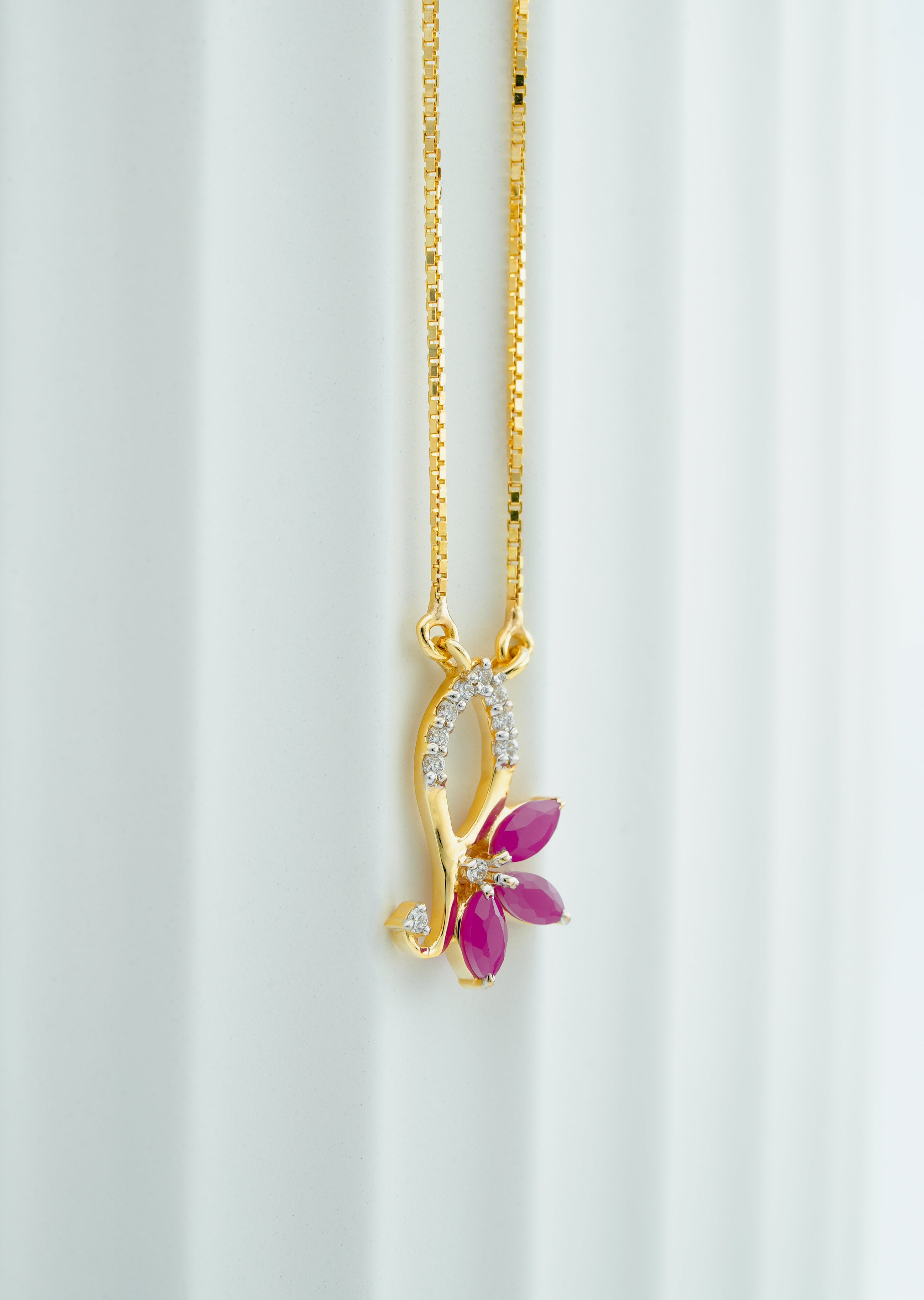 SCARLET  GRACE J PENDANT - CPDH98