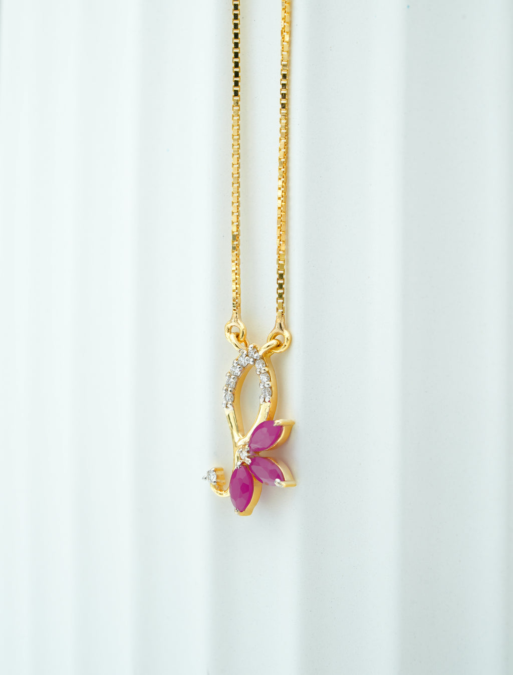SCARLET  GRACE J PENDANT - CPDH98