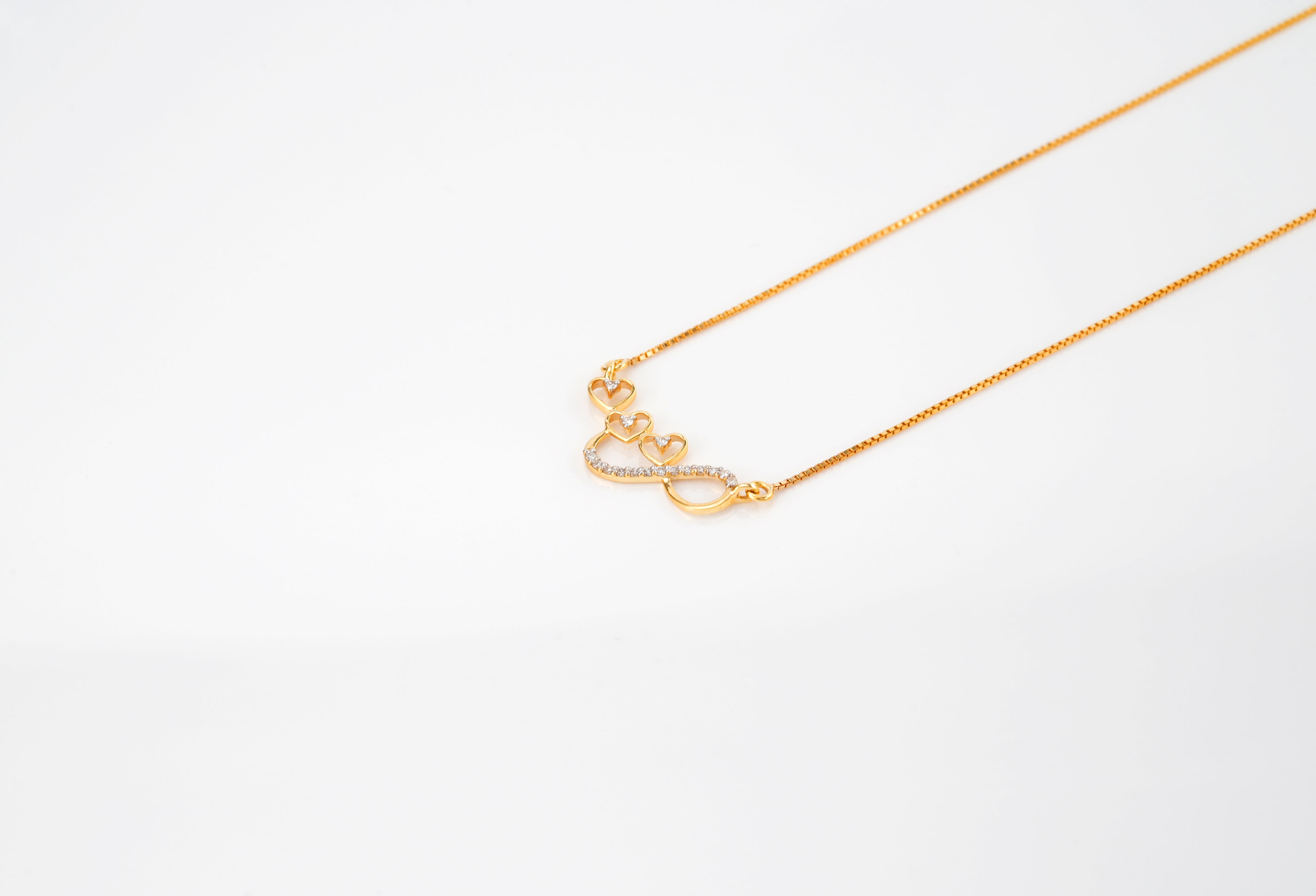 ETERNAL INFINITY HEARTS DIAMOND  NECKLACE- PDH71