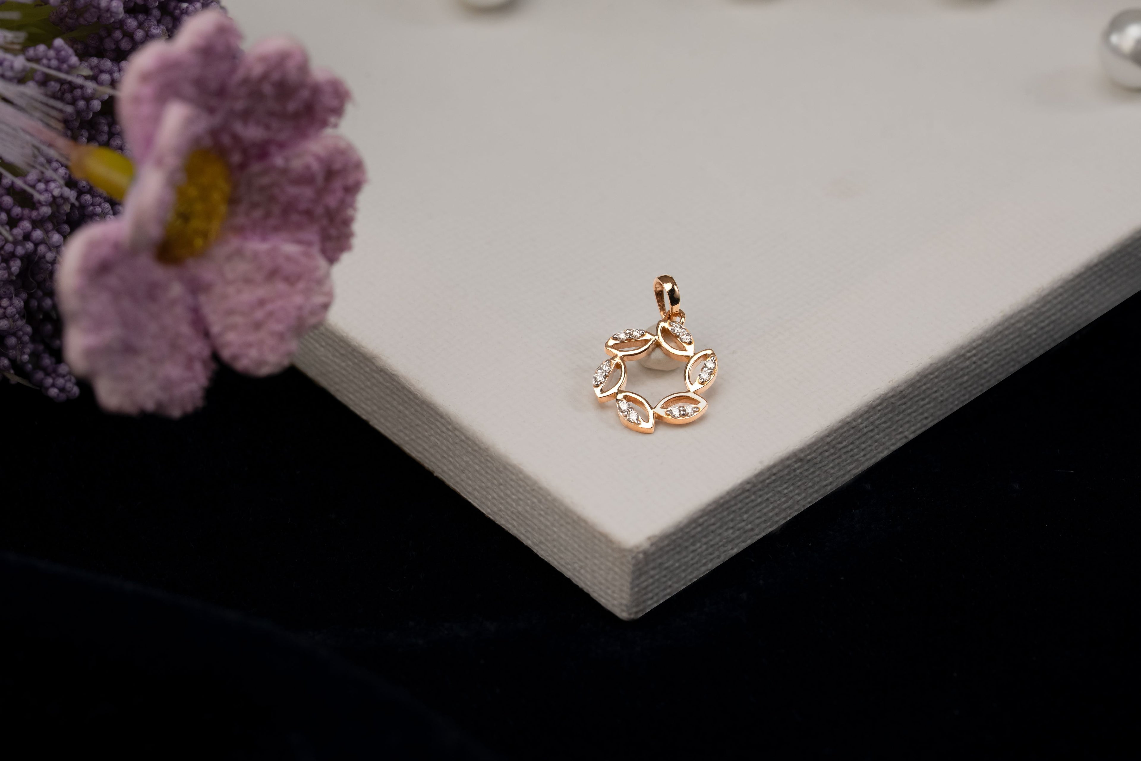 Elegant Floral Pendant  -  PND