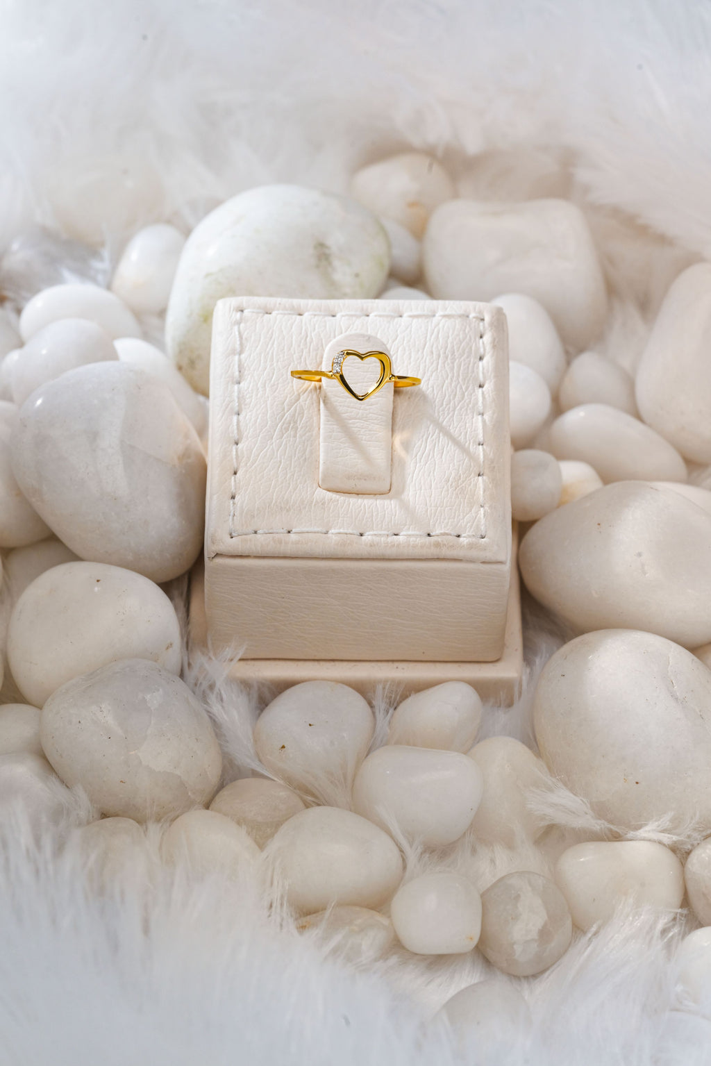Elegant Heart  Ring  - RGD