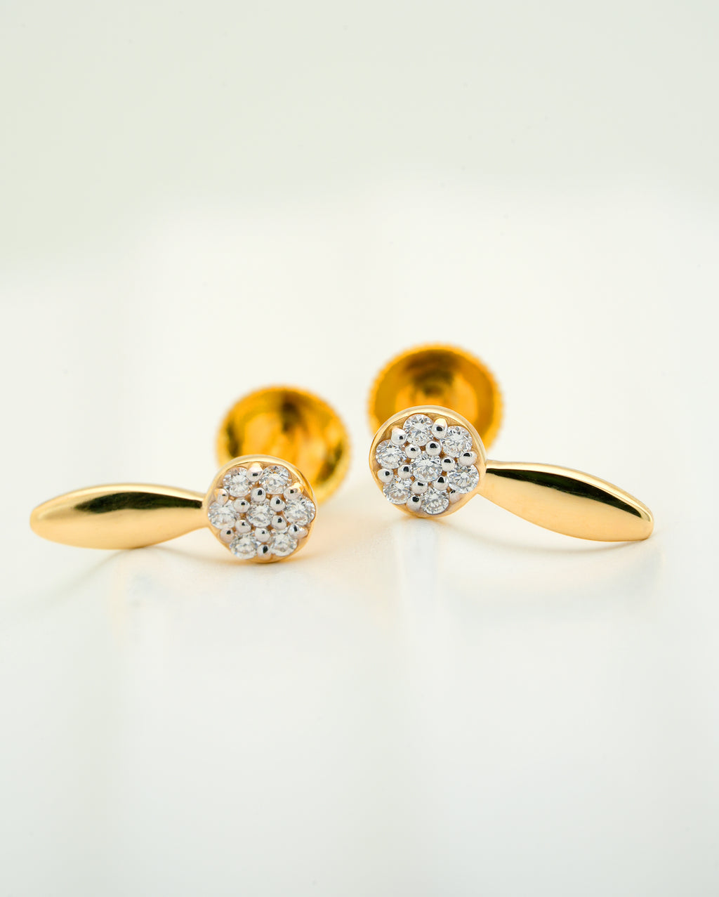 Royal Fourteen Earrings - STDD 555