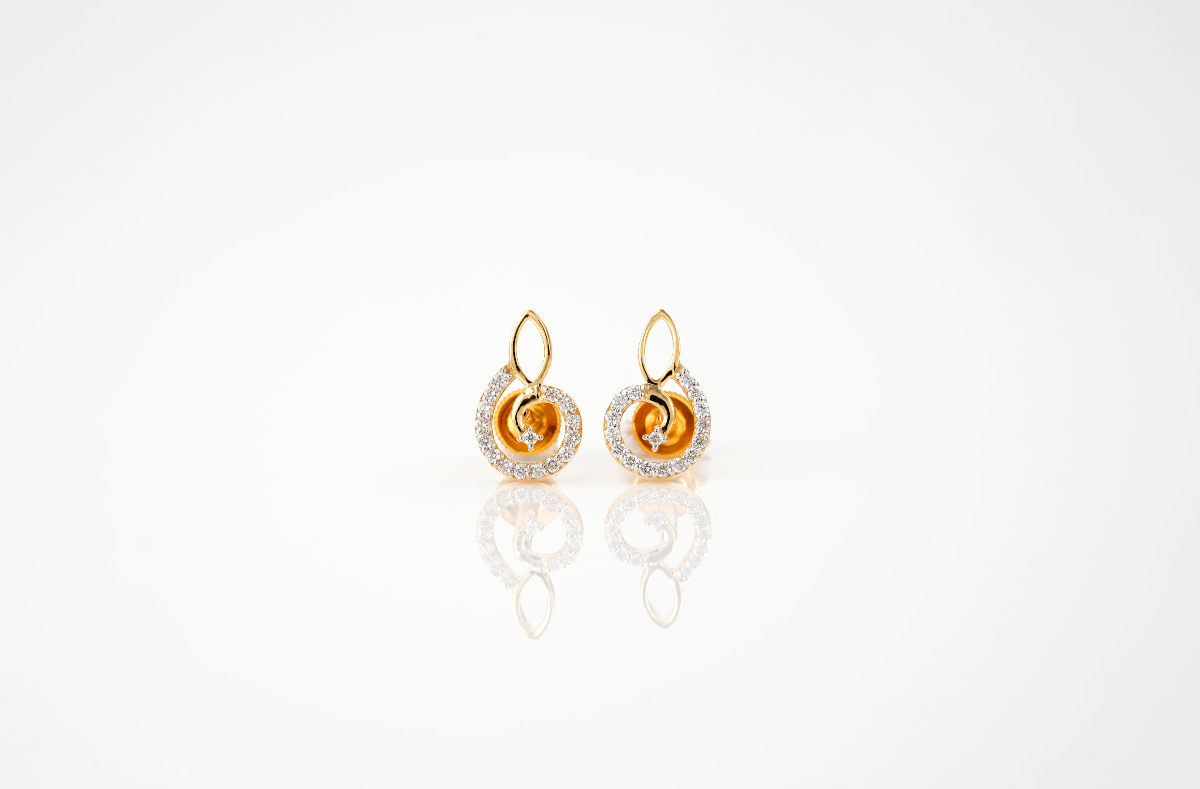 Eterna Luxe Earrings   -  STDD 651