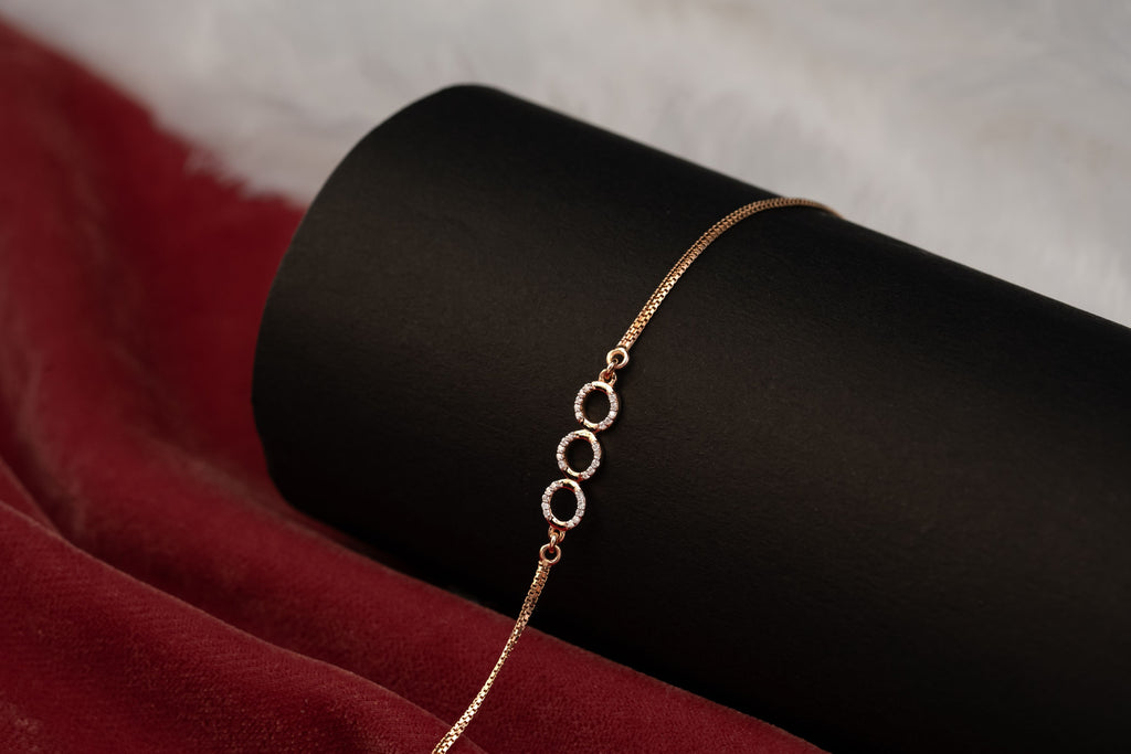 Elegant Gold Circle Link  - TBC
